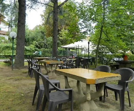 Hotel Val Carlina 3*